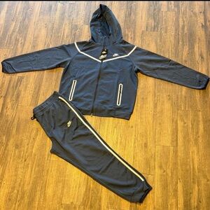 Brand New Mens Nike Blue Tracksuit